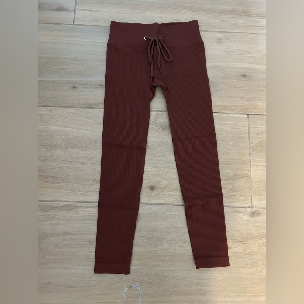 NEW Pk of 2 Brown Ribbed Drawstring Crop Yoga Pants XS/S 26” waist 25” inseam